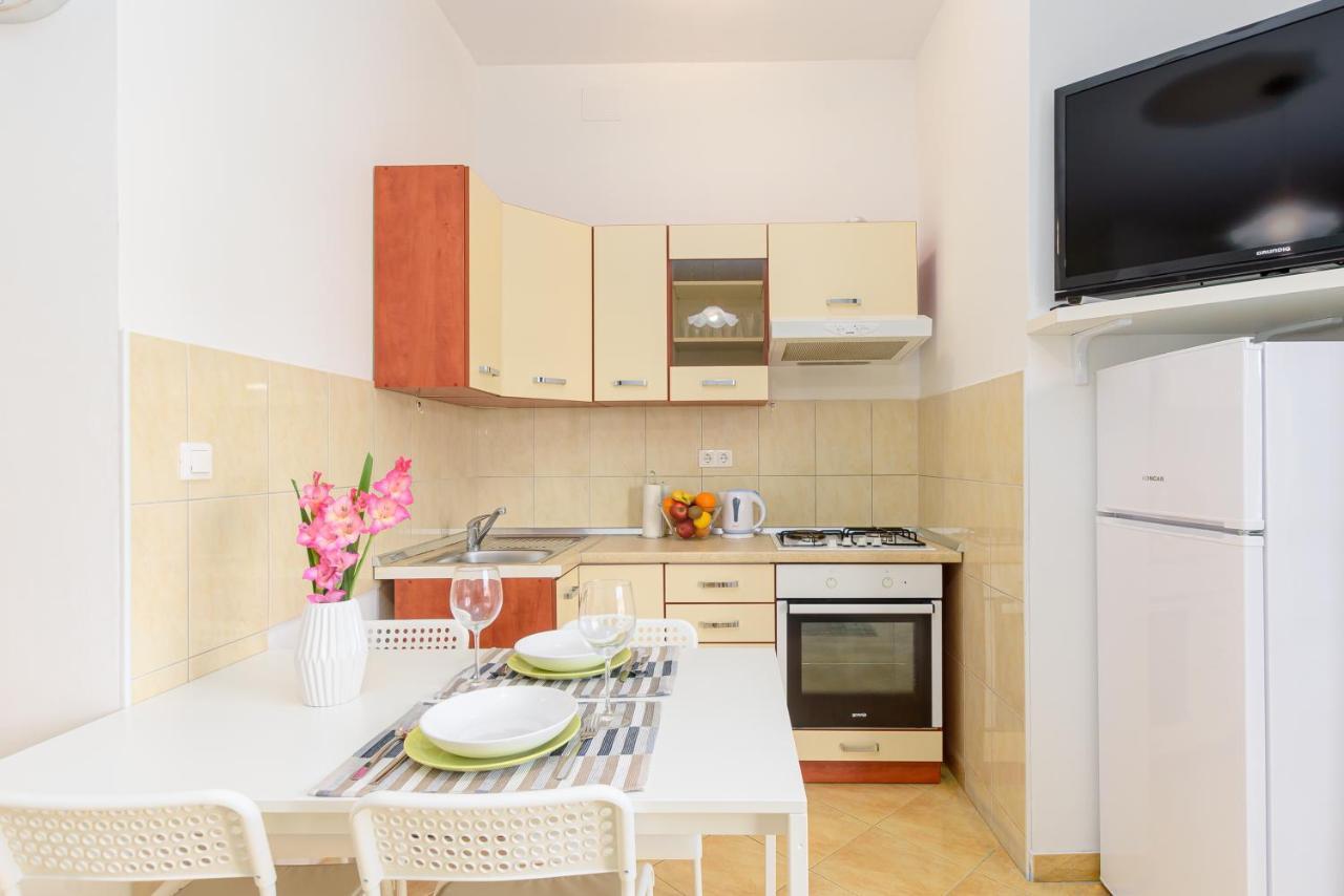 Apartmani Vita, Liznjan - Apartman 2 Экстерьер фото