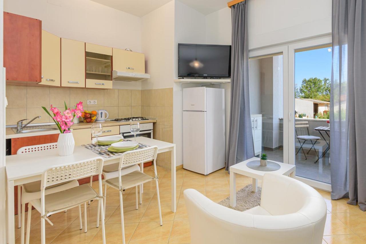Apartmani Vita, Liznjan - Apartman 2 Экстерьер фото